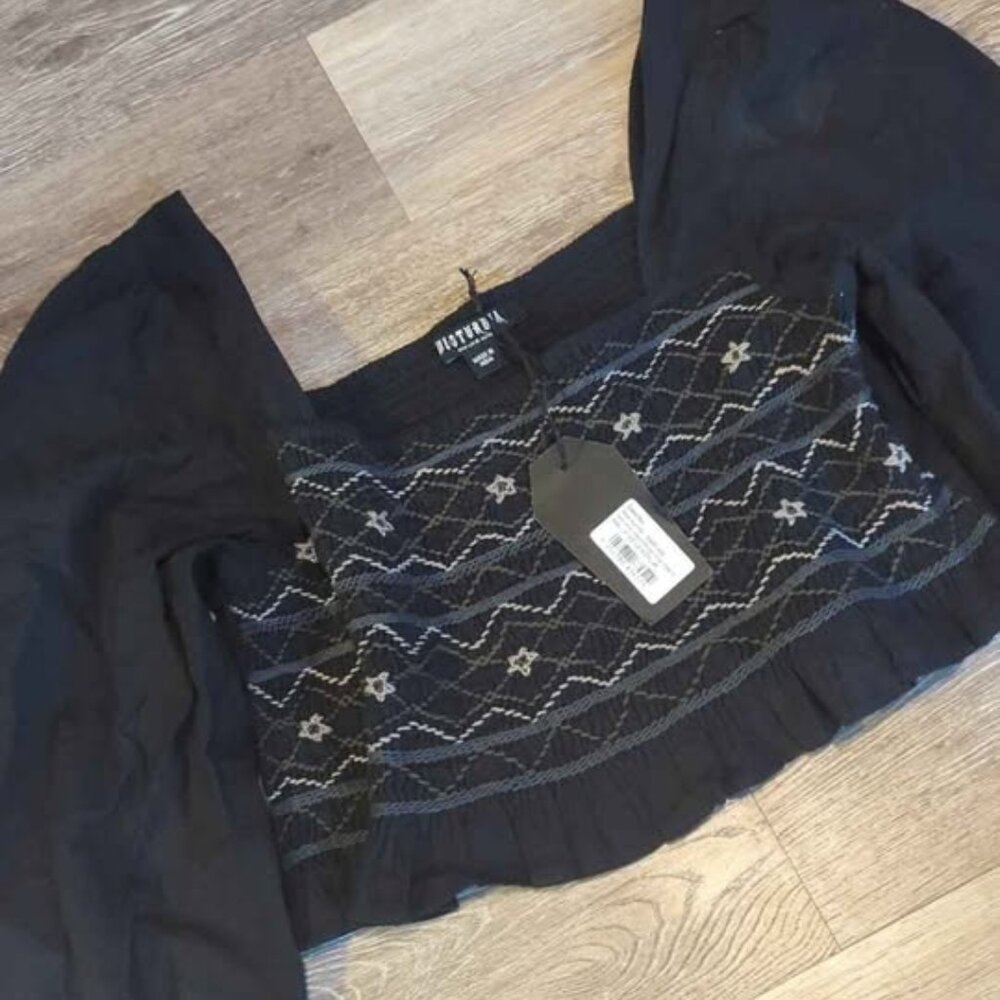 Disturbia Larissa Hand Embroidered Smocked Puff Sleeve Top size 14 new